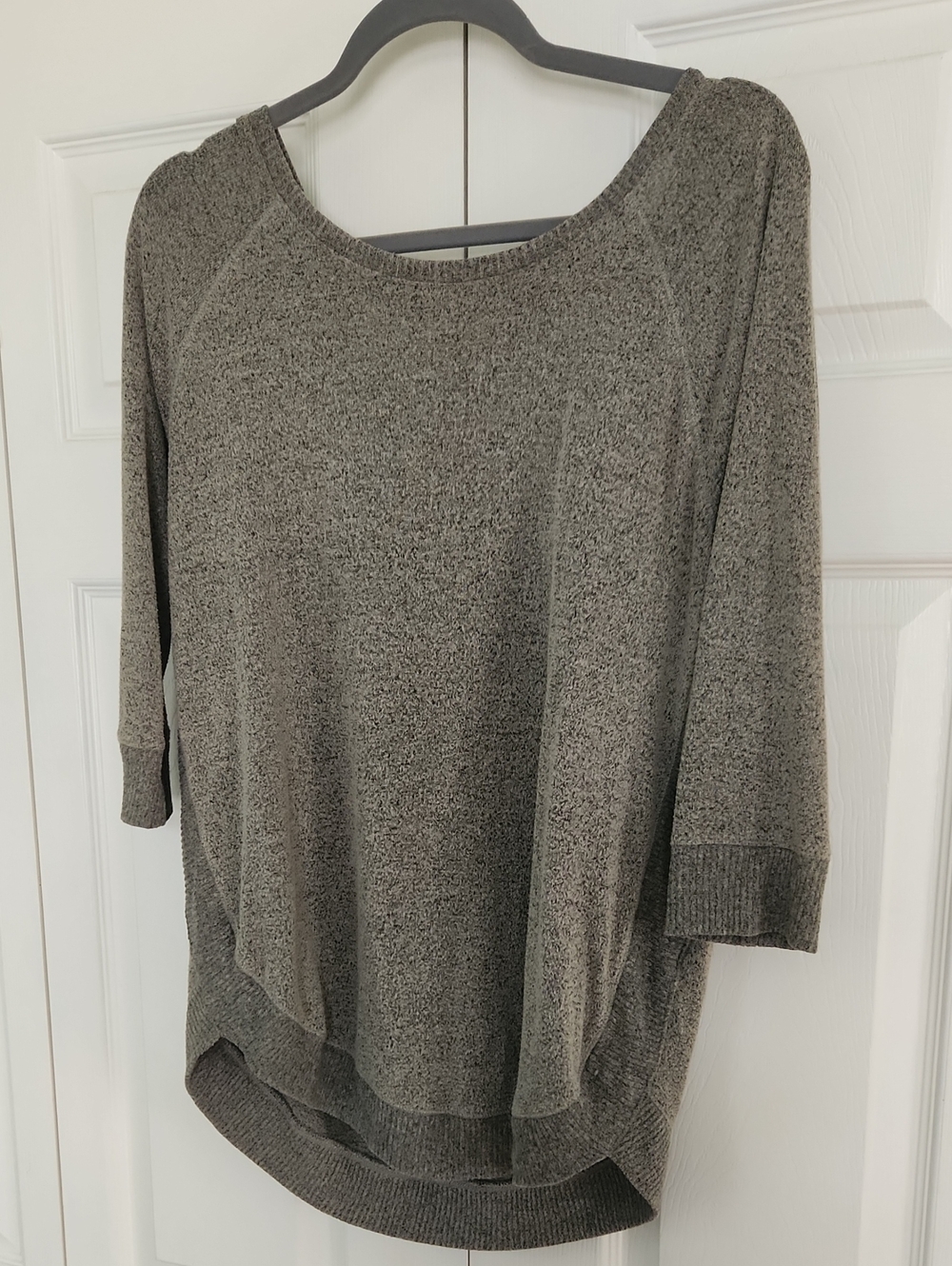 Maurices Olive Heathered Scoop Neck Lightweight Pullover
